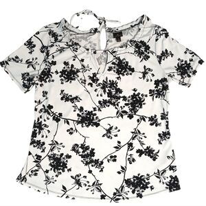 Worthington Black and White Floral Blouse